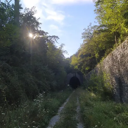 La Grenouille فندق مبيت وإفطار فاليراوغ