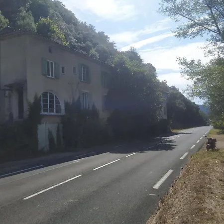 فندق مبيت وإفطار La Grenouille فاليراوغ